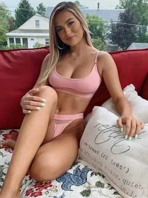 Model Escorts in saket